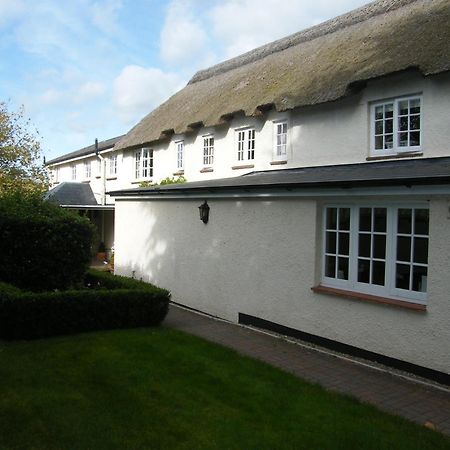 Tumbling Weir Hotel Ottery St Mary Exterior photo