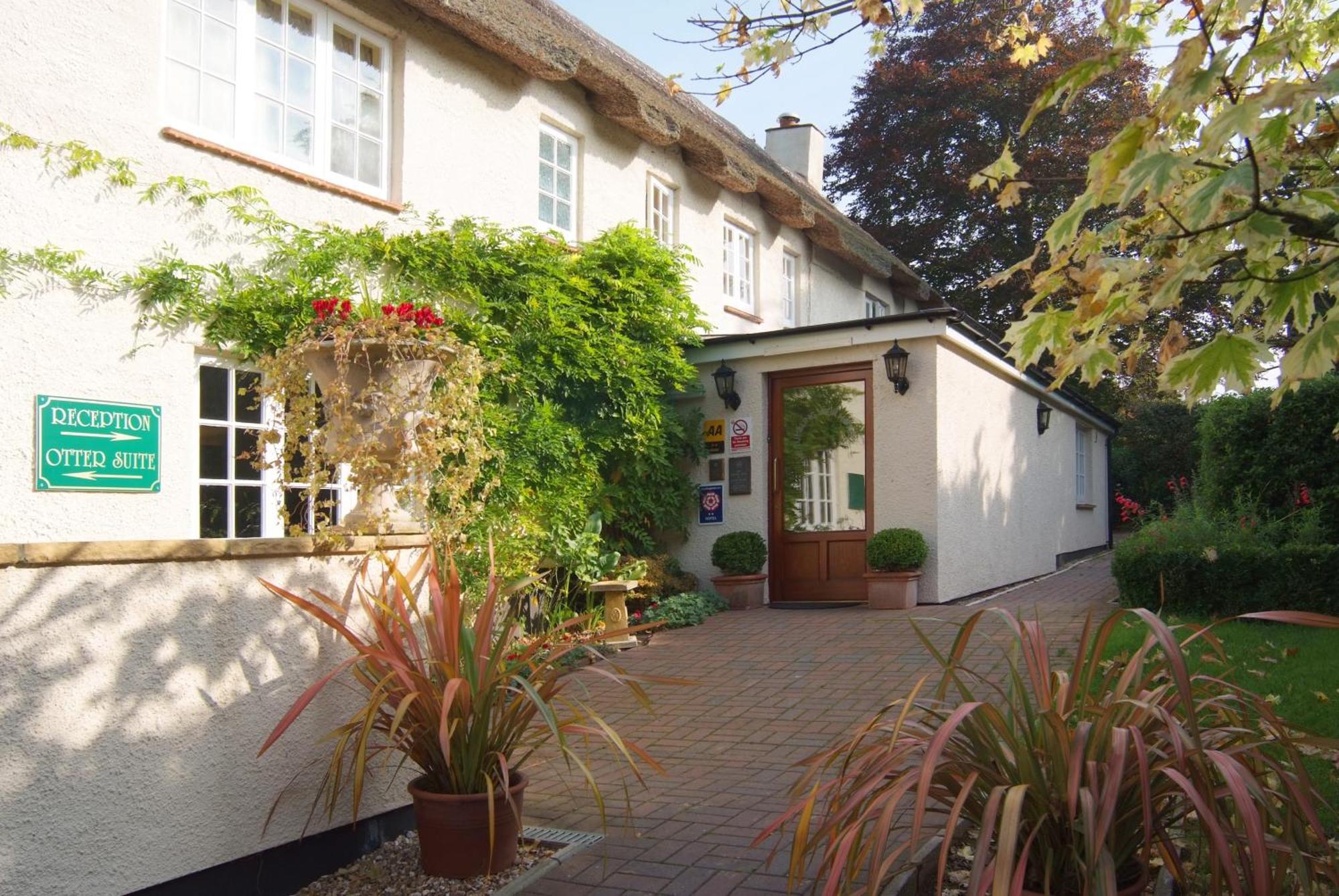 Tumbling Weir Hotel Ottery St Mary Exterior photo