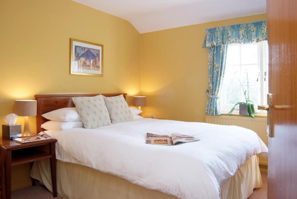 Tumbling Weir Hotel Ottery St Mary Room photo